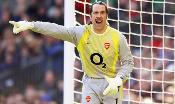 David Seaman là một trong những thủ môn hay nhất Arsenal