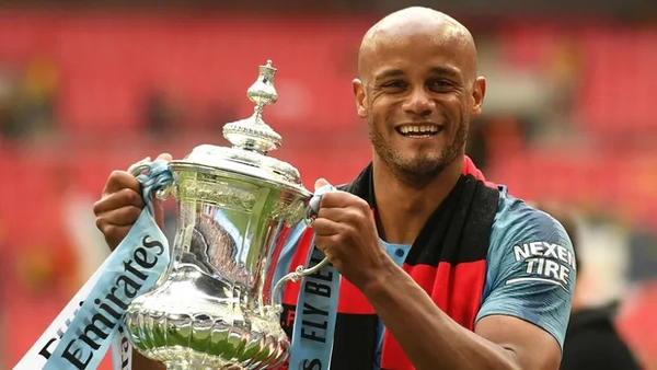 Đội hình xuất sắc nhất Manchester City: Trung vệ Vincent Kompany