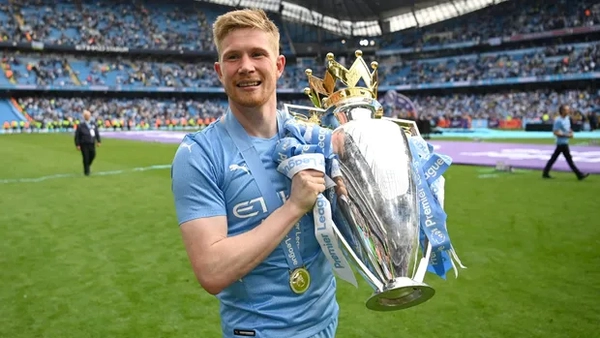 Đội hình xuất sắc nhất Manchester City: Tiền vệ Kevin De Bruyne