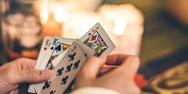 Double Barrel Poker là gì? Đó chính là cược liên tiếp sau khi đã C Bet