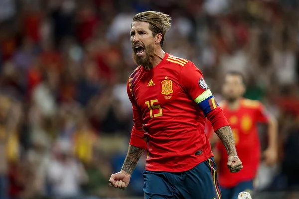 Sergio Ramos là thủ lĩnh của đội Tây Ban Nha mùa hè 2016