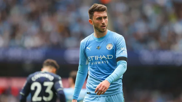 Aymeric Laporte luôn biết cách tỏa sáng giành vinh quang cho đội nhà