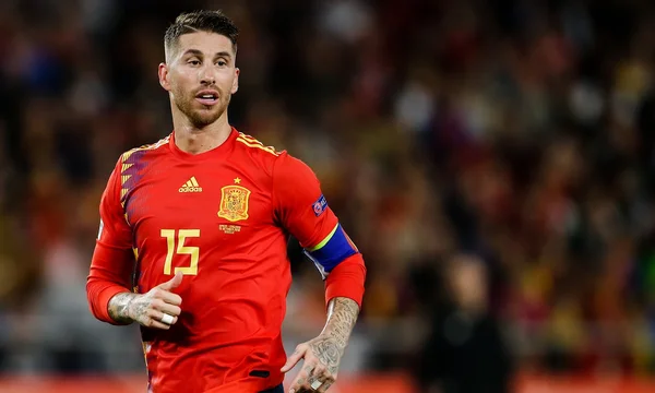 Sergio Ramos sinh ra để chơi ở vị trí hậu vệ