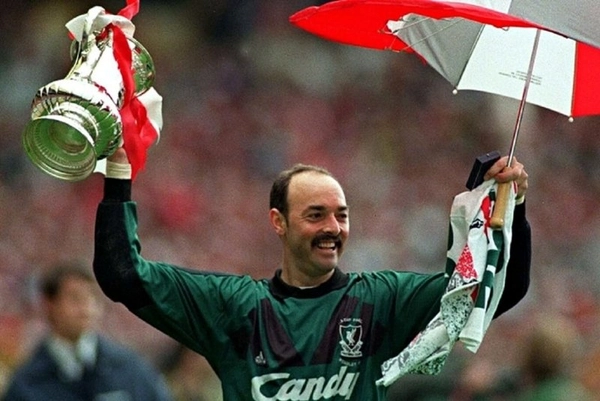 Thủ môn hay nhất Liverpool: Bruce Grobbelaar