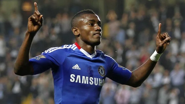 Salomon Kalou trong màu áo Chelsea