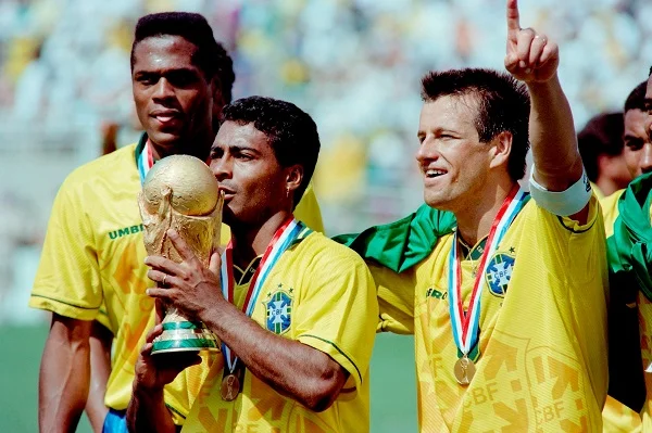 Romario được FIFA xếp vào một trong những huyền thoại của bóng đá