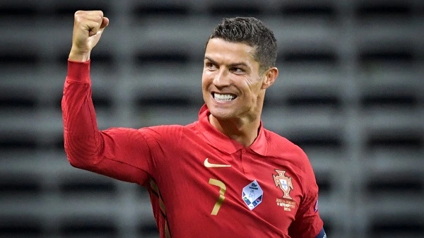 Cristiano Ronaldo vẫn nằm trong Top tiền đạo hay nhất