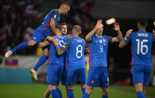 Nhận định, soi kèo Slovakia vs Romania vào lúc 23:00 ngày 26/06 EURO 2024